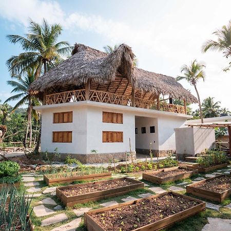 Leisy'S Garden Hostel & Rooms Samana Esterno foto
