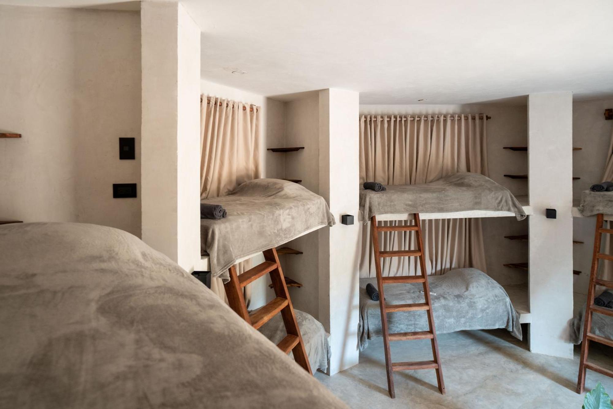Leisy'S Garden Hostel & Rooms Samana Esterno foto