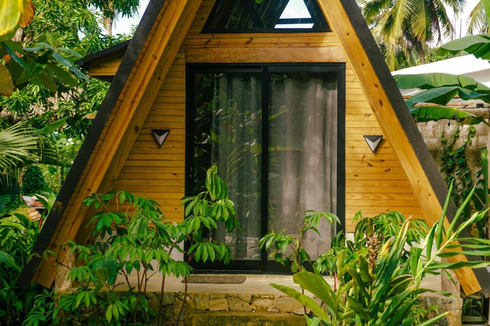 Leisy'S Garden Hostel & Rooms Samana Esterno foto