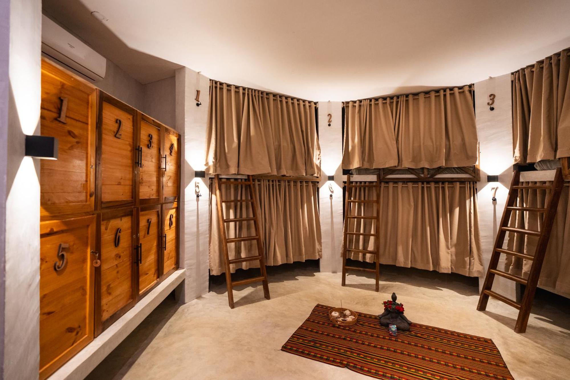 Leisy'S Garden Hostel & Rooms Samana Esterno foto