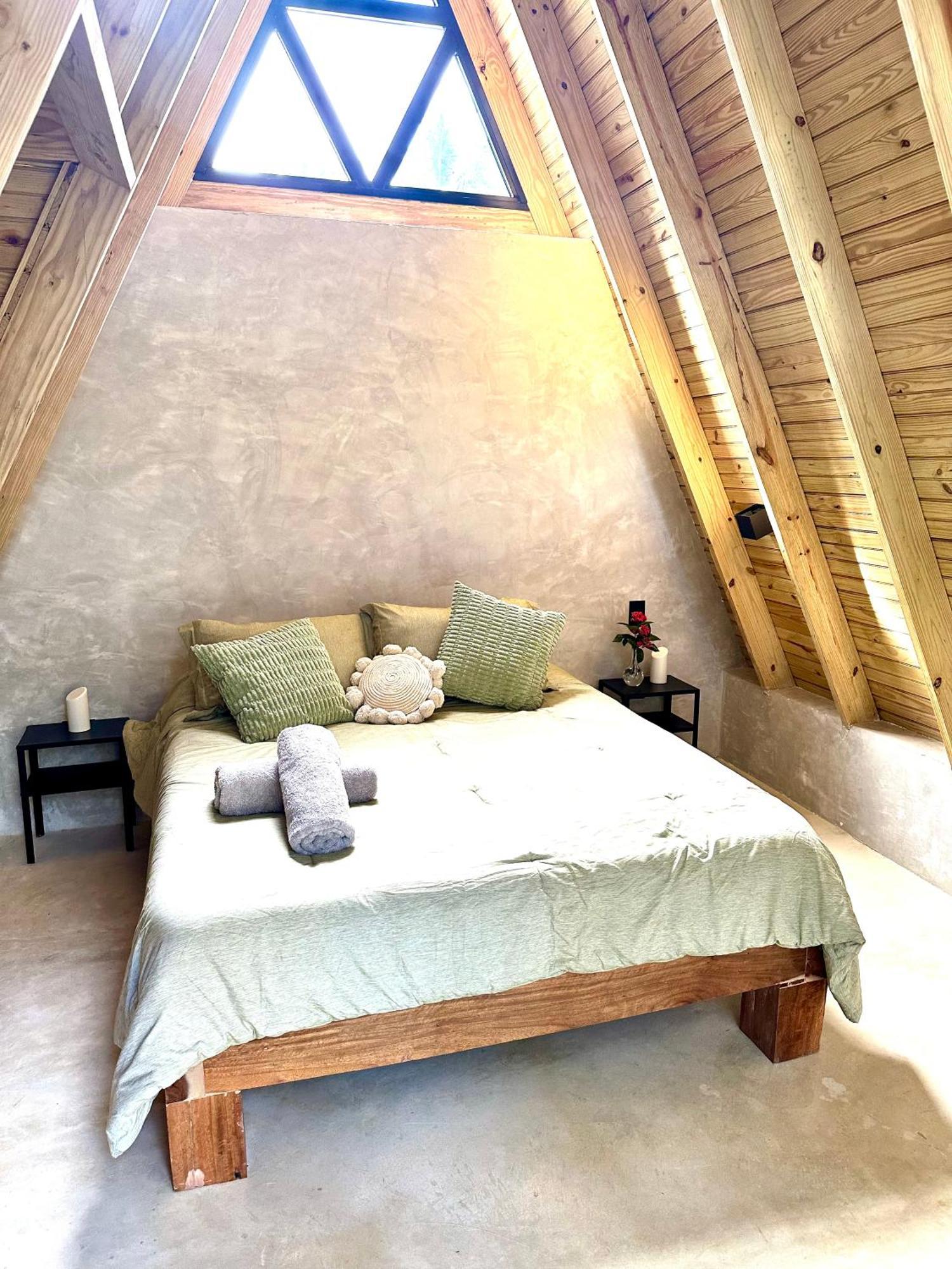 Leisy'S Garden Hostel & Rooms Samana Esterno foto